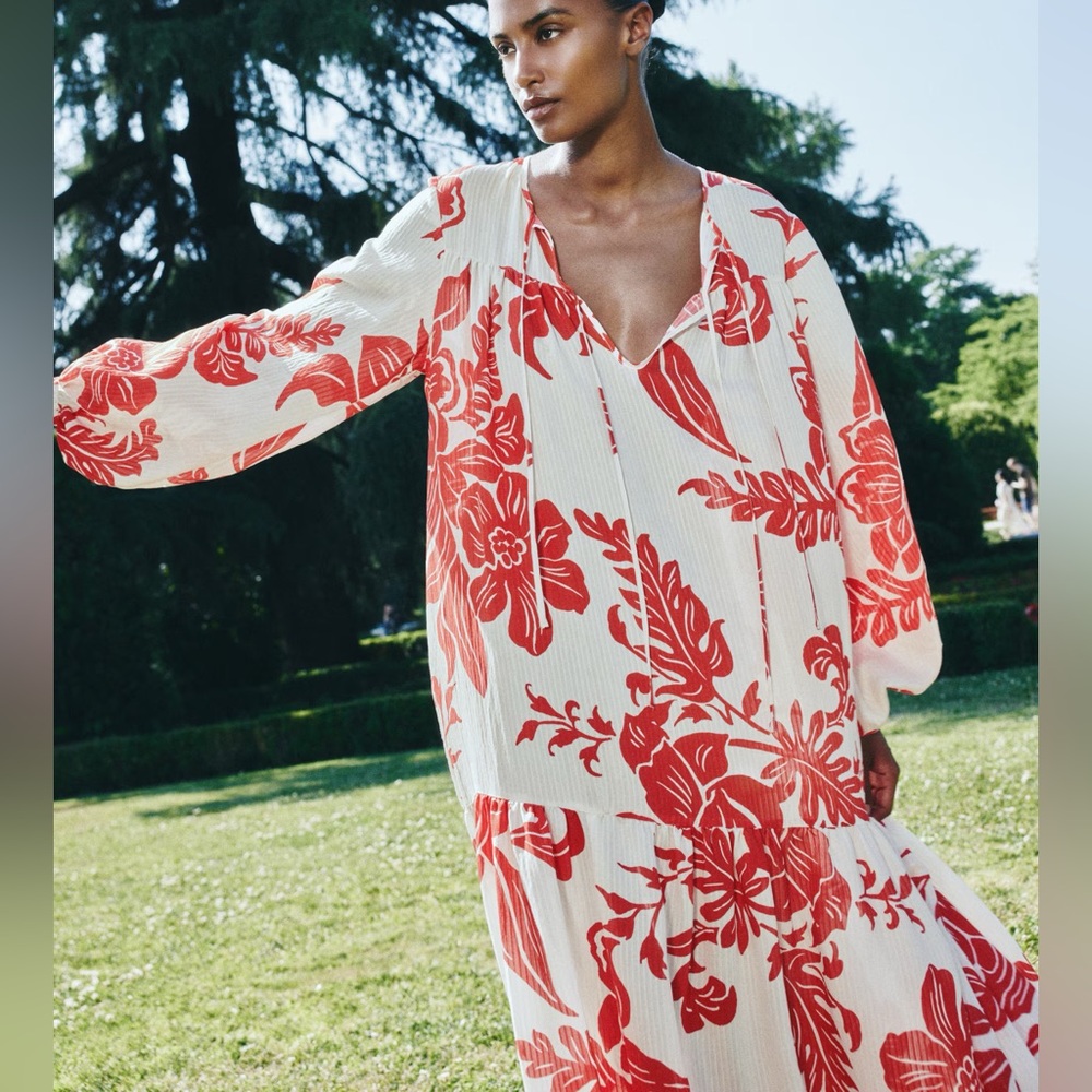 H&M Sold Out Voluminous White Red Floral Flower Long Sleeve Dress M Medium - Picture 2 of 5